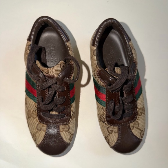 Gucci Kids Brown Sneakers with Green and Red Stripes - Picture 2 of 12
